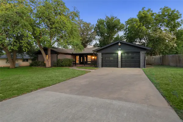 605 Meadowbrook DR, Georgetown, TX 78628