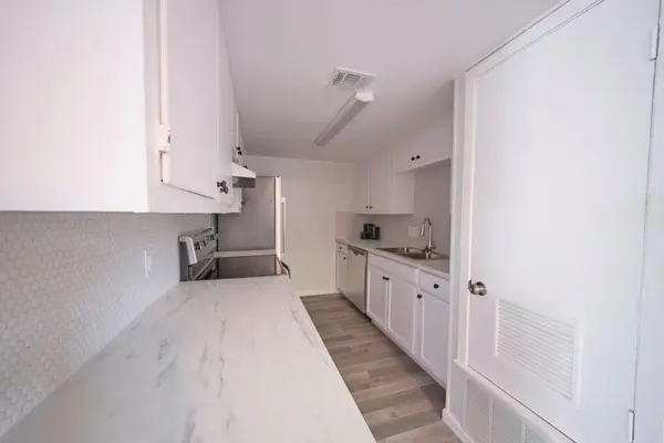 8616 Fireside DR #B, Austin, TX 78757