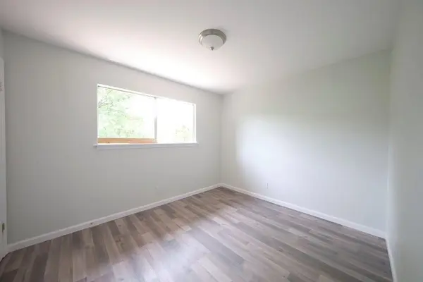 8616 Fireside DR #B, Austin, TX 78757