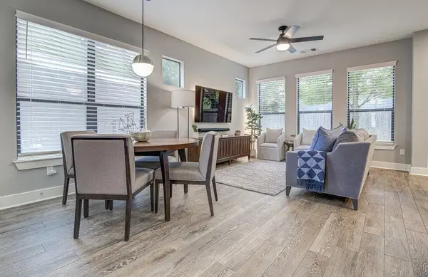 1409 Lorraine LOOP #1409, Austin, TX 78758