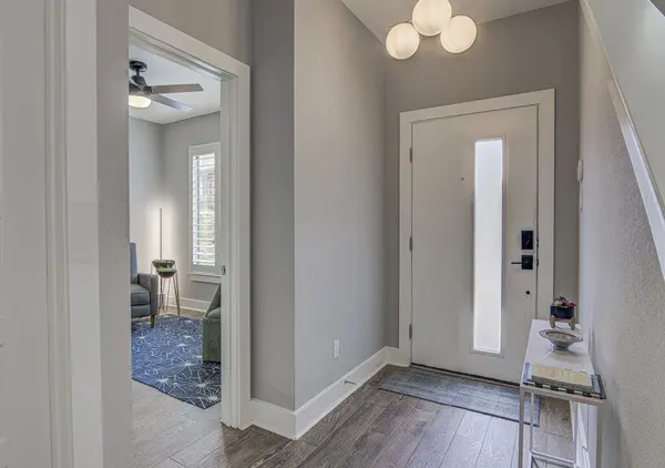 1409 Lorraine LOOP #1409, Austin, TX 78758