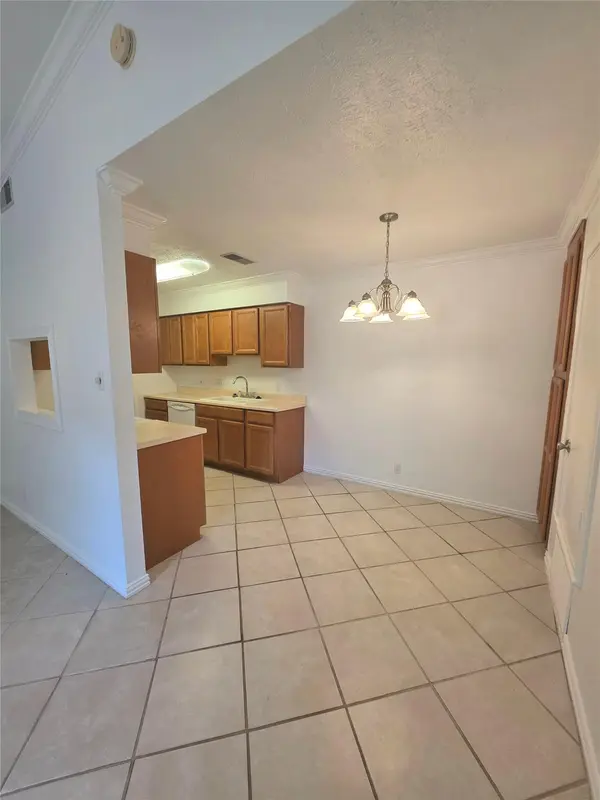 15208 Spring Hill LN #B, Pflugerville, TX 78660
