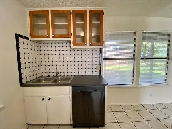 407 E 30th ST #B, Austin, TX 78705