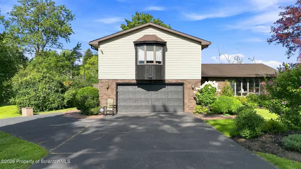 229 Cornell AVE, Clarks Green, PA 18411