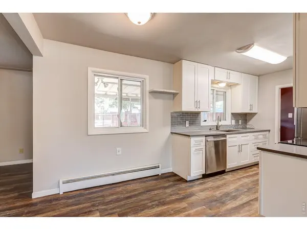 1827 Collyer, Longmont, CO 80501