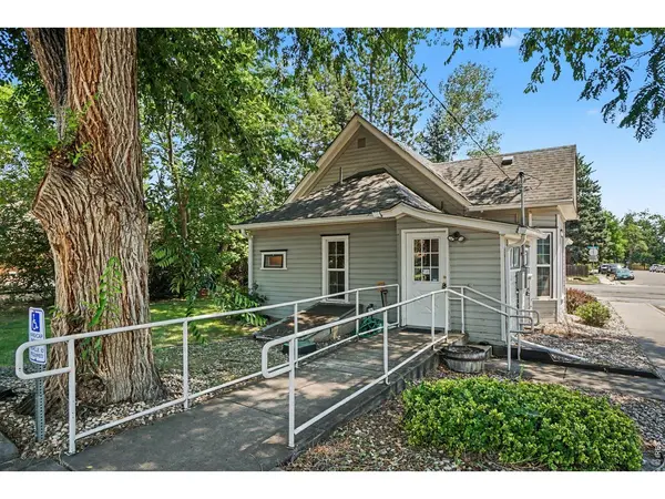 1001 Cleveland, Loveland, CO 80537