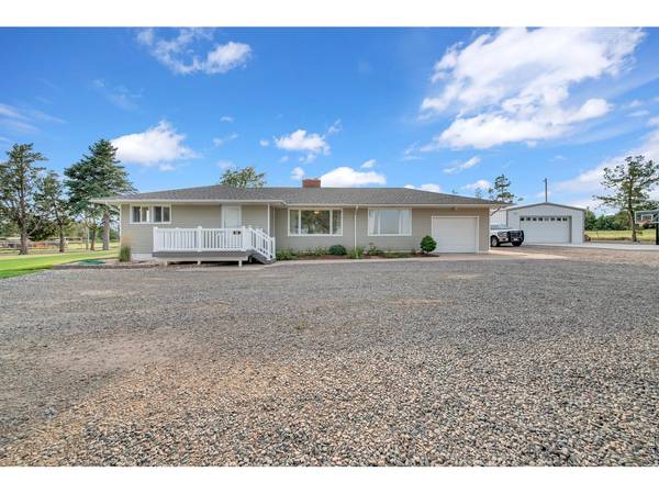 365 S Cedar, Akron, CO 80720