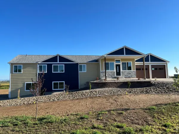 2305 Apple, Longmont, CO 80504