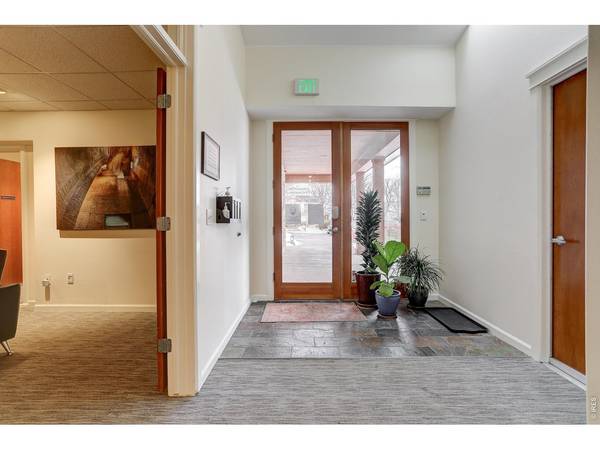 7102 La Vista #100, Longmont, CO 80503