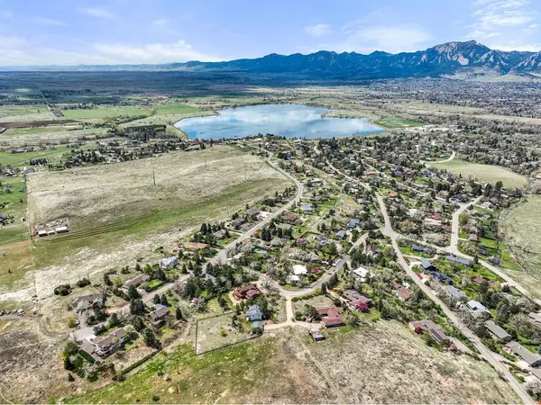 1372 Glacier, Boulder, CO 80303