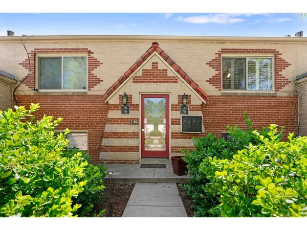 762 Dexter, Denver, CO 80220