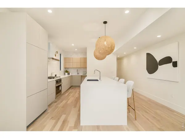570 Cook, Denver, CO 80206
