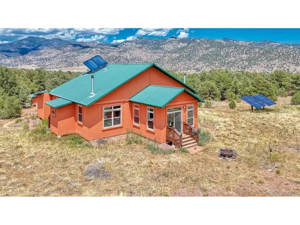 455 Hamilton Creek, Coaldale, CO 81222