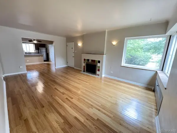 3905 E 2nd #2, Denver, CO 80206