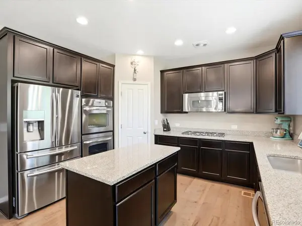 10261 E Telluride, Commerce City, CO 80022