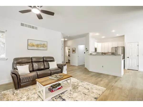 13749 Legend #101, Broomfield, CO 80023