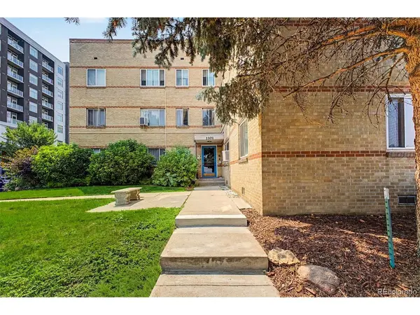 1101 Bellaire #202, Denver, CO 80220