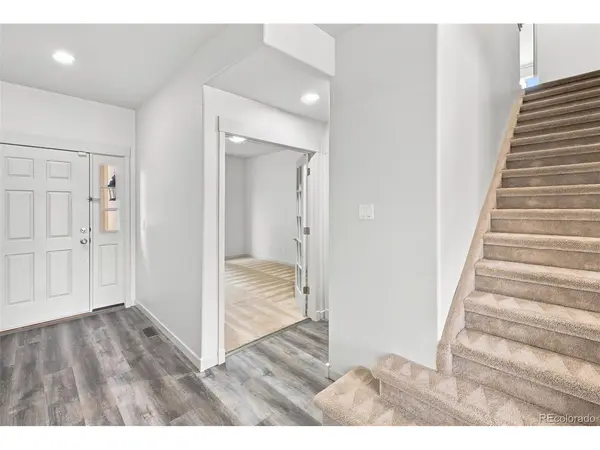 3335 Hollycrest, Colorado Springs, CO 80920