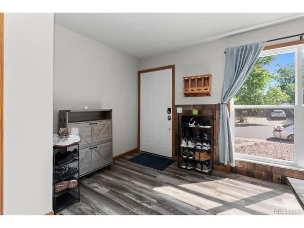 2477 S Mobile, Aurora, CO 80013