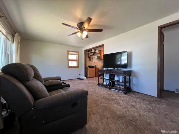 838 O, Limon, CO 80828