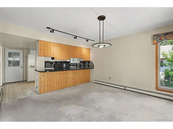 8611 W 71st, Arvada, CO 80004