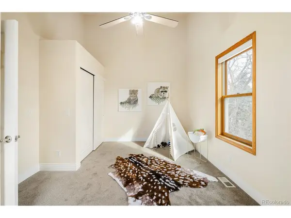 380 County, Louisville, CO 80027