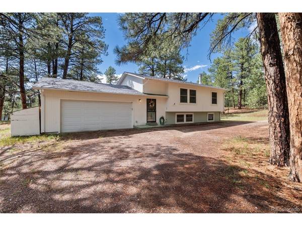 33879 Meadowlark, Elizabeth, CO 80107