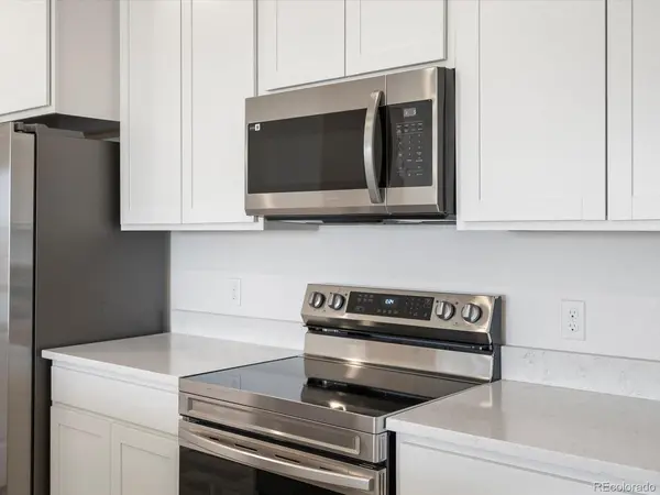 6153 N Ceylon #3-302, Denver, CO 80239