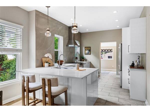 221 S Ogden, Denver, CO 80209