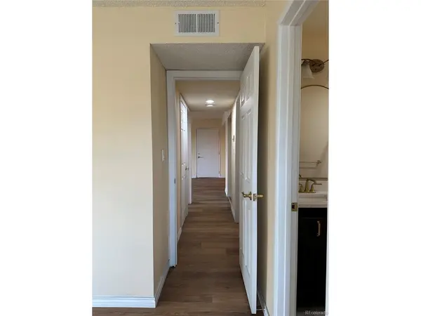 579 Wright #579-207, Lakewood, CO 80228