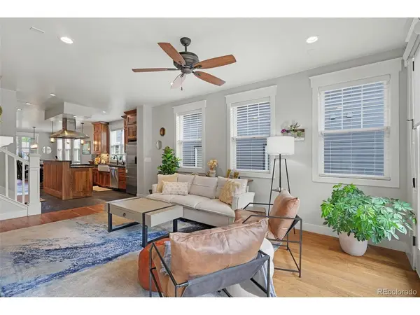 3265 S Logan, Englewood, CO 80113