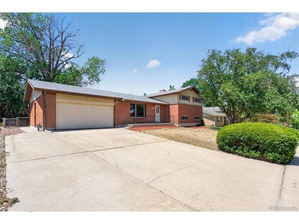 10451 Livingston, Denver, CO 80233