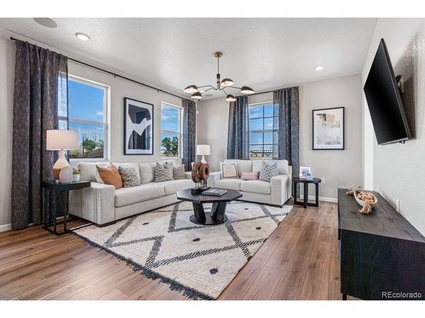 336 N Bersshine, Watkins, CO 80137