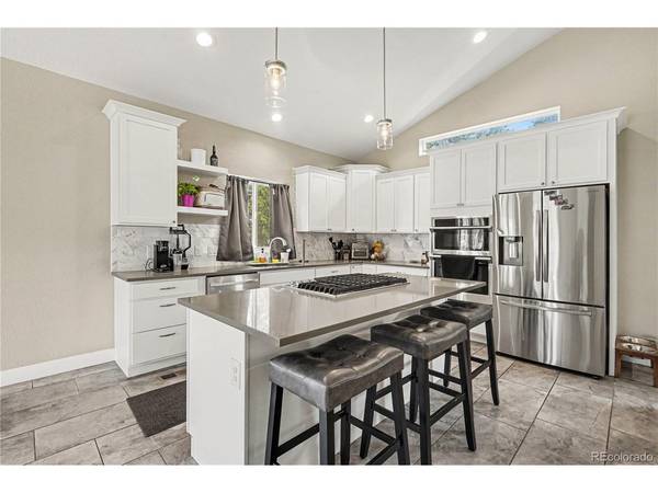 8672 W 49th, Arvada, CO 80002