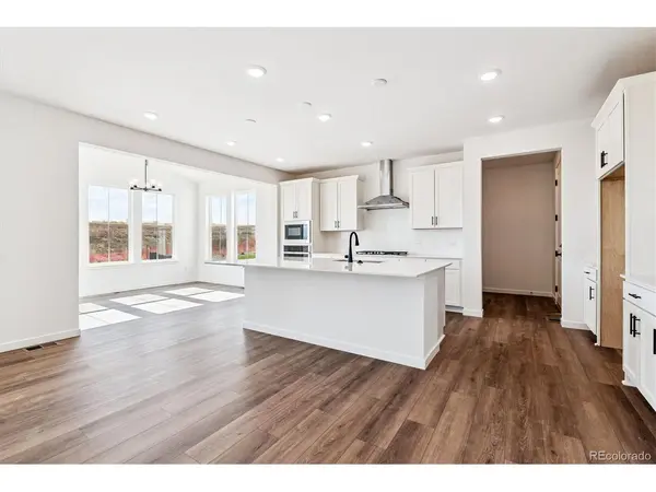 760 Lawson, Elizabeth, CO 80107