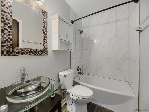 16173 E Dickenson, Aurora, CO 80013