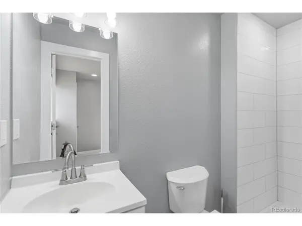 9465 Damon, Denver, CO 80260