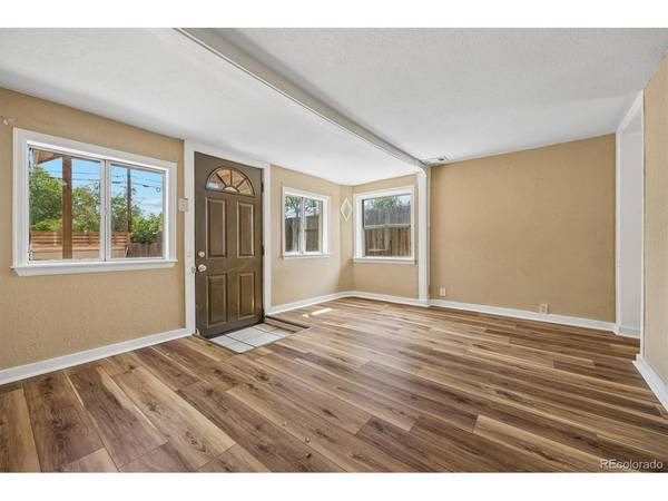 937 S Vrain, Denver, CO 80219