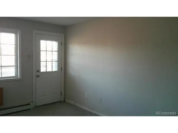 1064 Chambers #105, Aurora, CO 80011