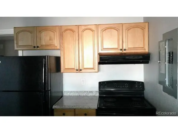 1064 Chambers #105, Aurora, CO 80011