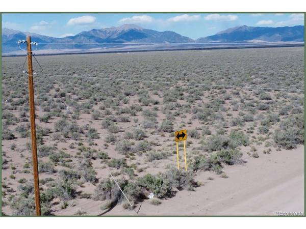 444 Lane 4, Mosca, CO 81146