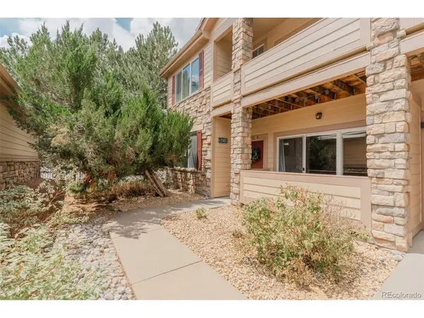 7111 S Wenatchee #G, Aurora, CO 80016