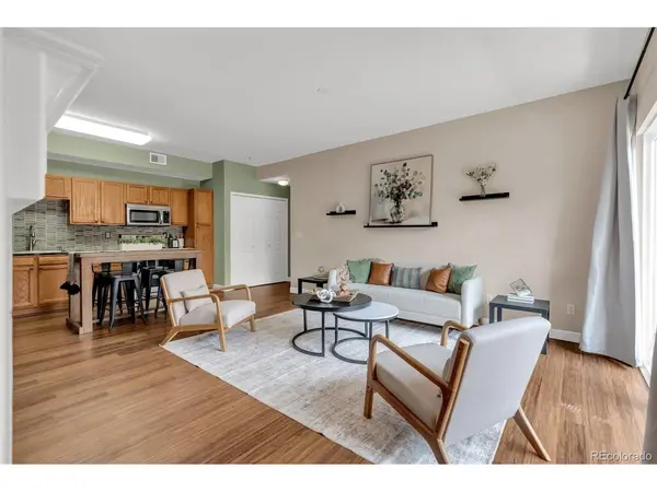 7111 S Wenatchee #G, Aurora, CO 80016