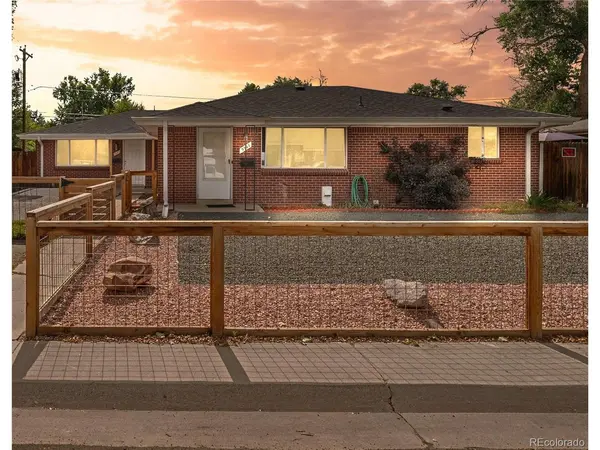 5543 Newland, Arvada, CO 80002