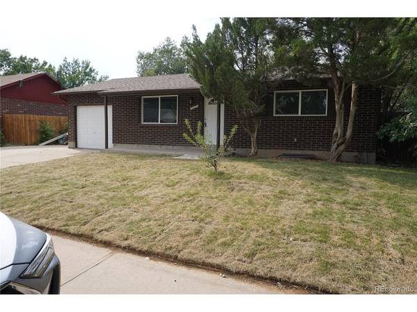 5527 Chandler, Denver, CO 80239