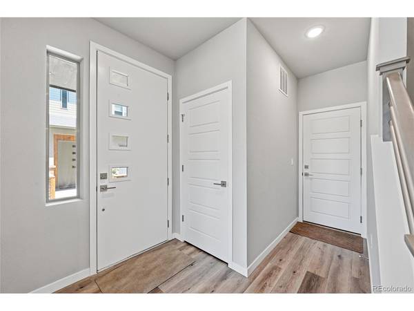 4045 S Teller, Denver, CO 80235