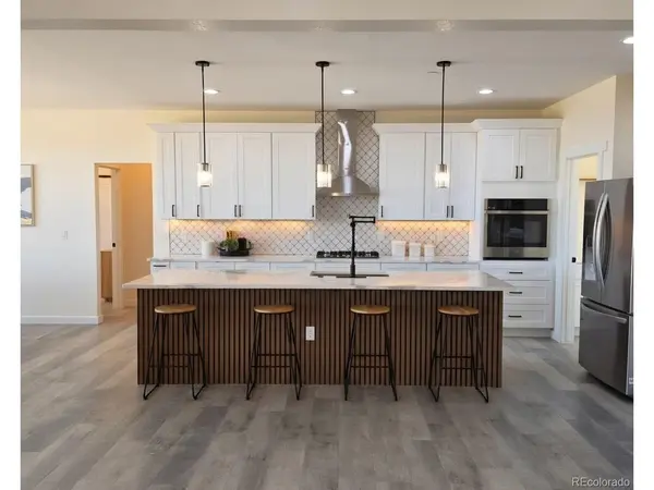 50255 Oak Park, Bennett, CO 80102