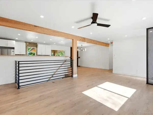 1049 Jamaica, Aurora, CO 80010