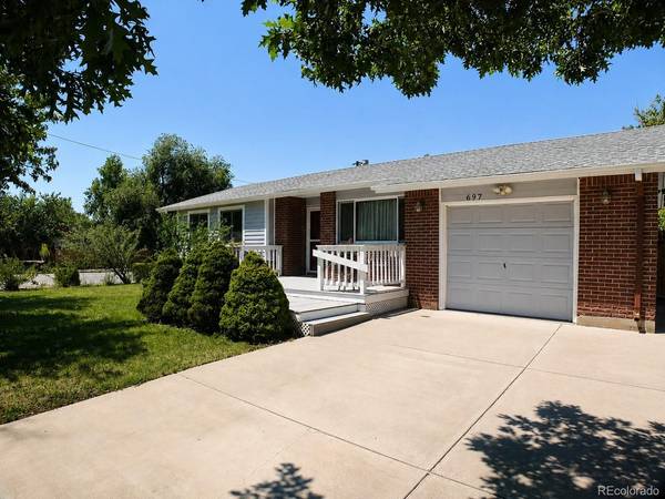 697 S Worchester, Aurora, CO 80012