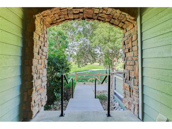 2718 W Greens, Littleton, CO 80123